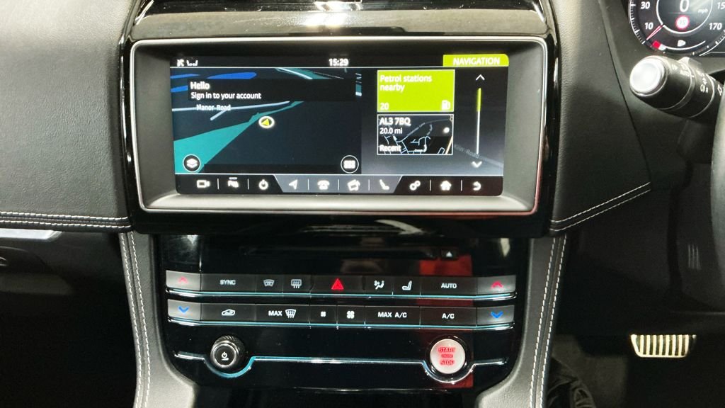 Used Jaguar F-Pace 2019 for sale - 77384353: Photo 10