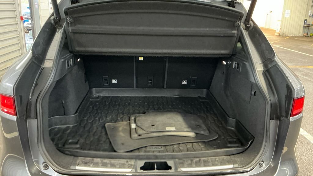Used Jaguar F-Pace 2019 for sale - 77384353: Photo 14
