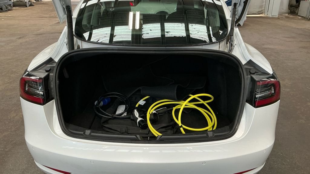 Used Tesla Model 3 2021 for sale - 76132654: Photo 12
