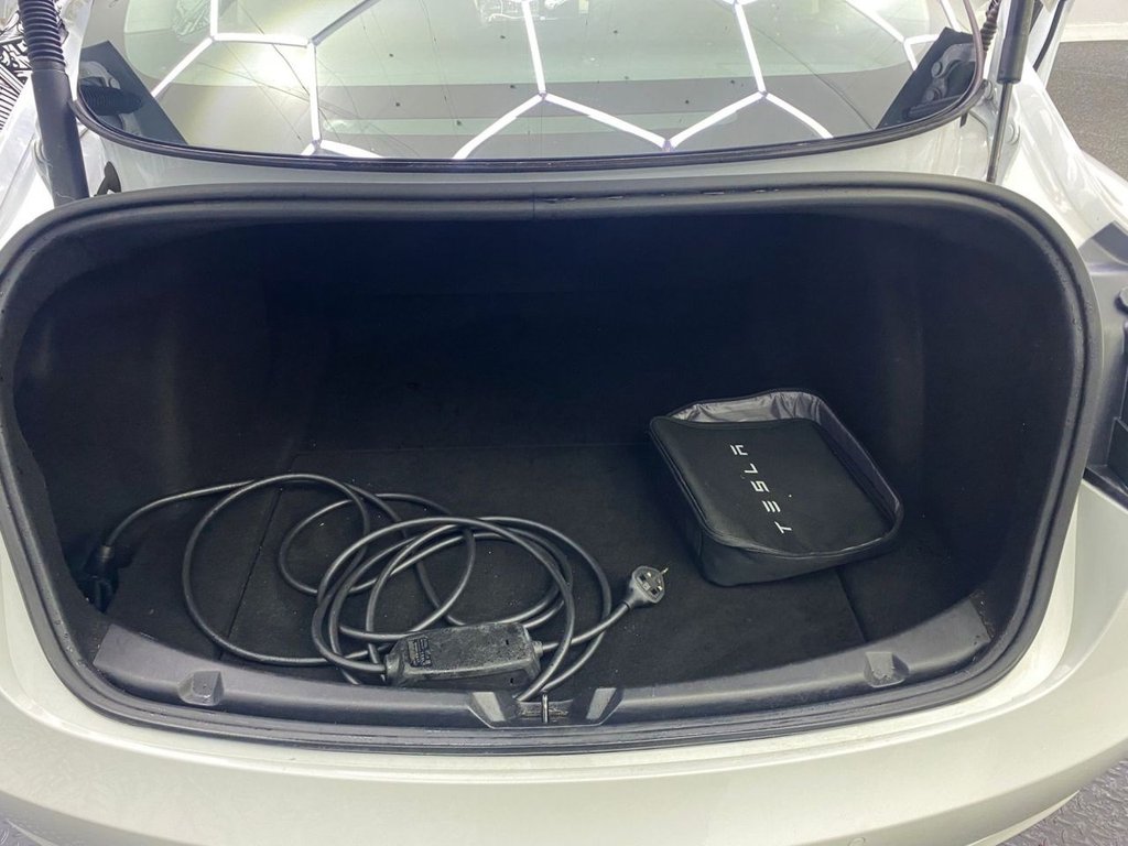 Used Tesla Model 3 2021 for sale - 75703307: Photo 24