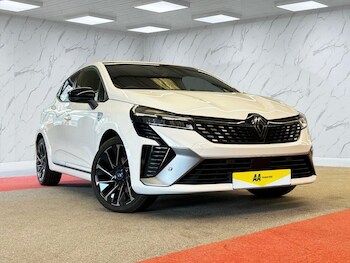 Used Renault Clio 2023 for sale - 78227247: Photo