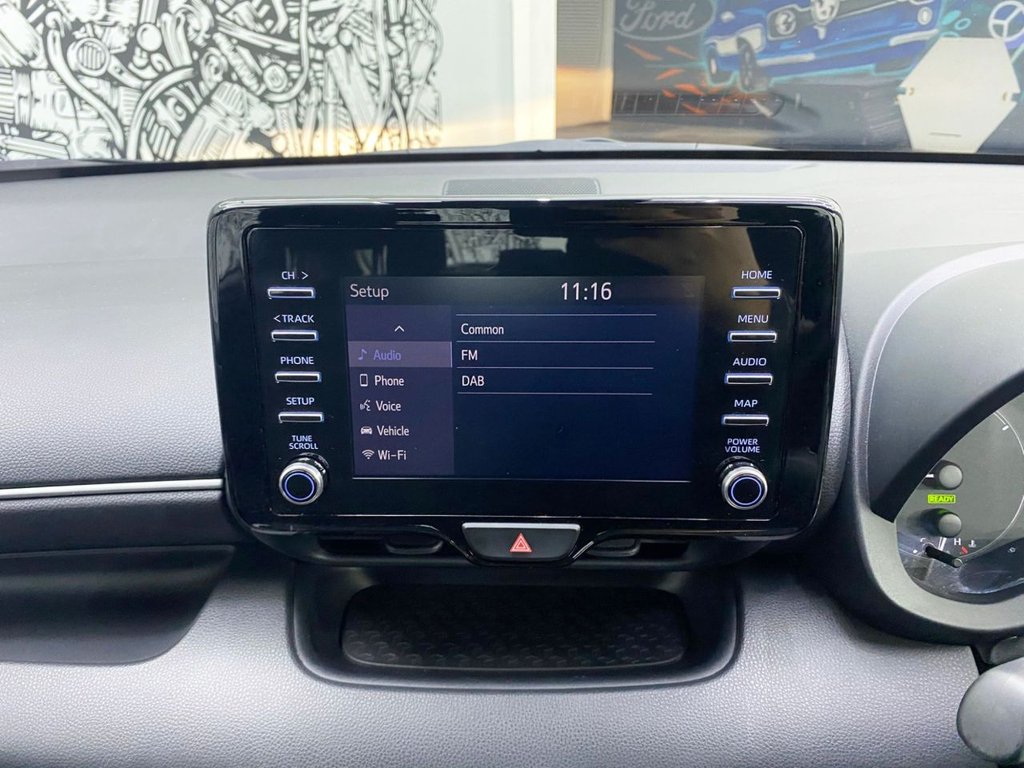 Used Toyota Yaris 2022 for sale - 76724633: Photo 17