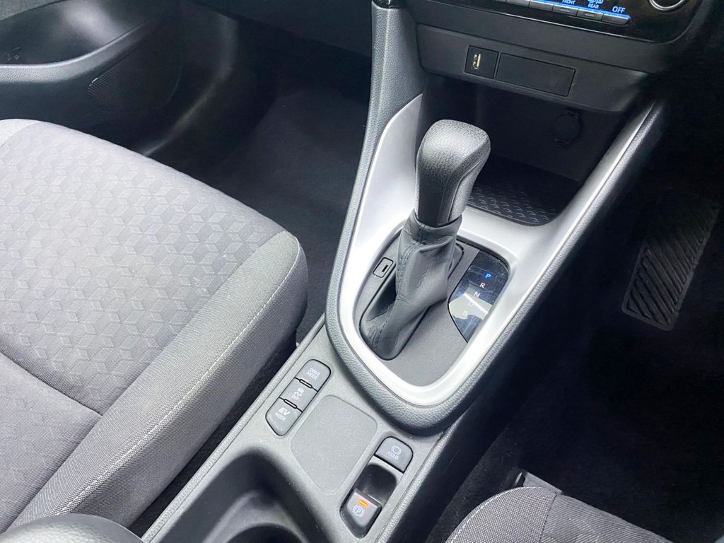 Used Toyota Yaris 2022 for sale - 76724633: Photo 19