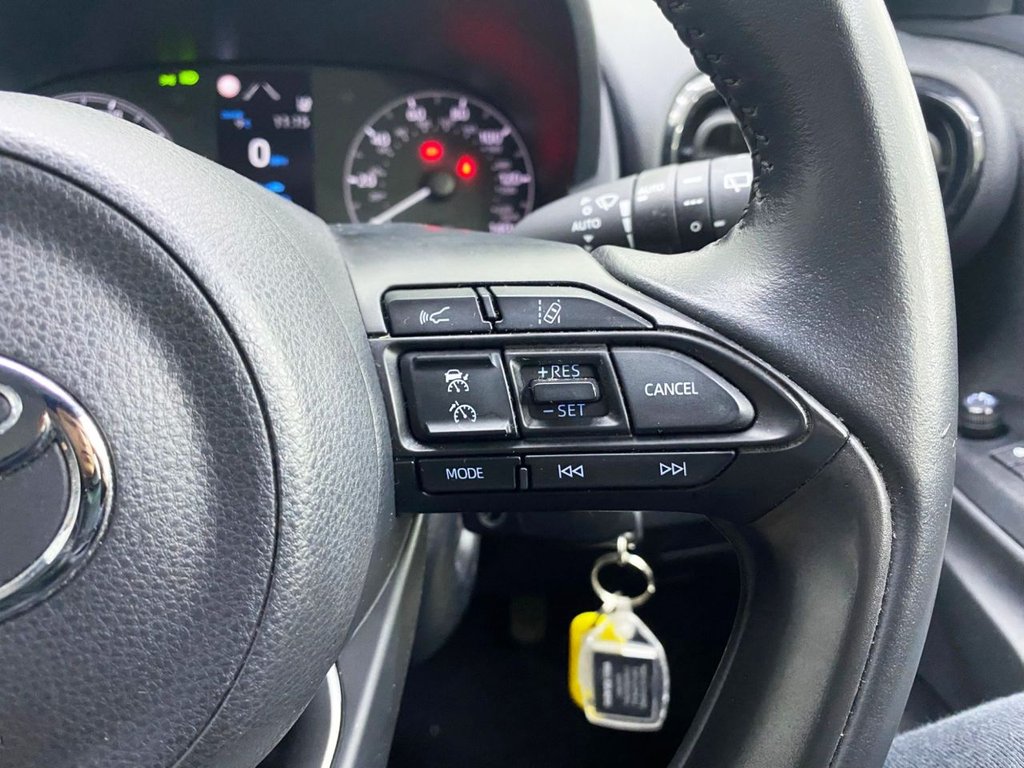 Used Toyota Yaris 2022 for sale - 76724633: Photo 22
