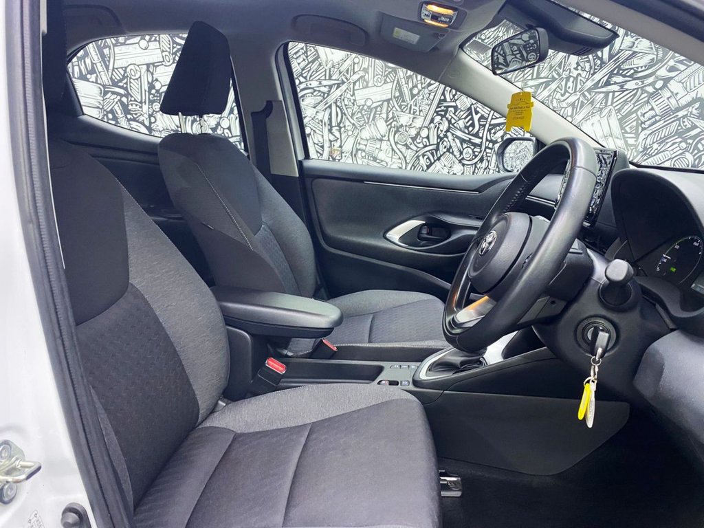 Used Toyota Yaris 2022 for sale - 76724633: Photo 24