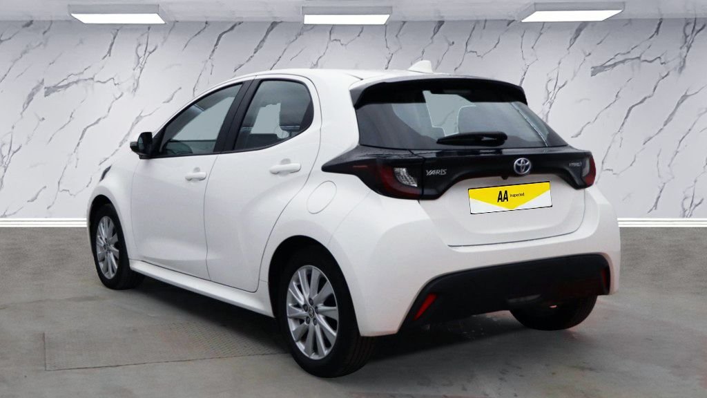 Used Toyota Yaris 2022 for sale - 76724633: Photo 3