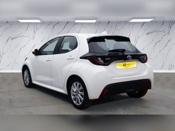 Used Toyota Yaris 2022 for sale - 76724633: Photo