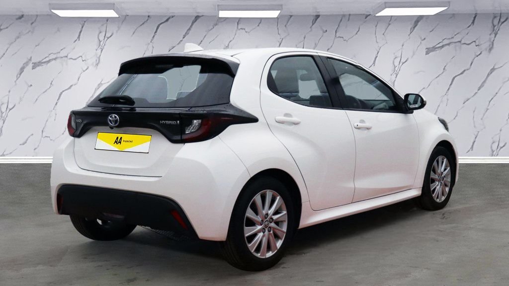 Used Toyota Yaris 2022 for sale - 76724633: Photo 4