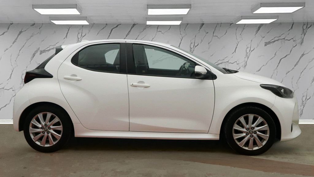 Used Toyota Yaris 2022 for sale - 76724633: Photo 5