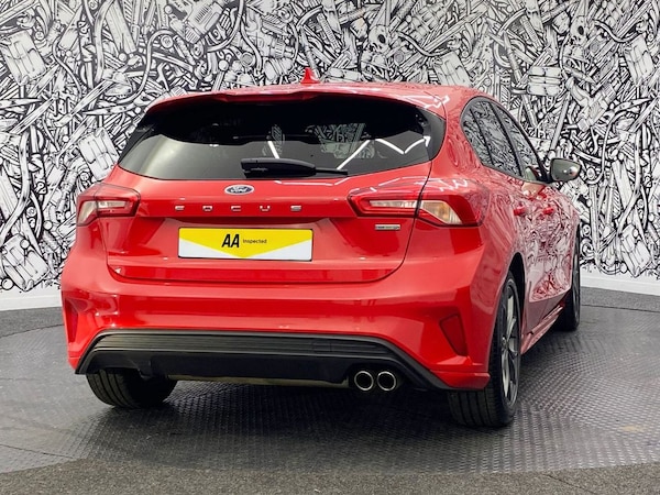 Used Ford Focus 2018 for sale - 76092806: Photo 11