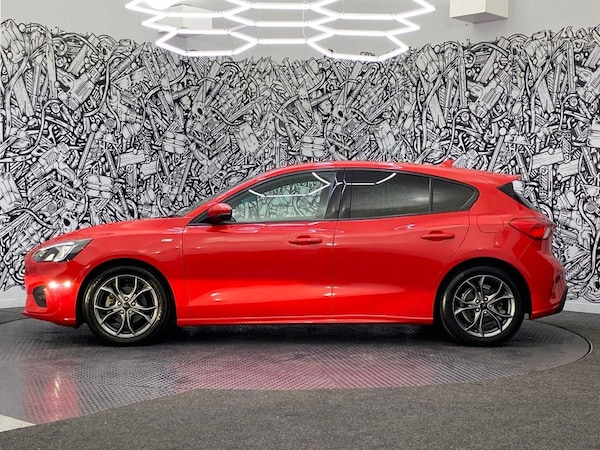Used Ford Focus 2018 for sale - 76092806: Photo 12