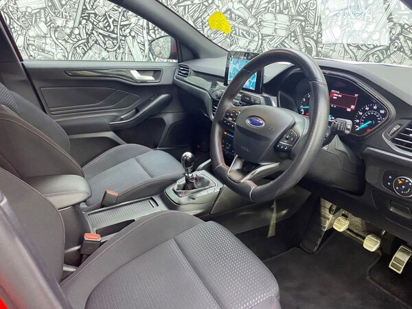Used Ford Focus 2018 for sale - 76092806: Photo 21