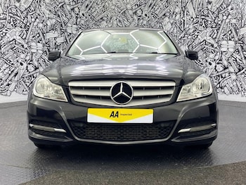 Used Mercedes-Benz C Class 2014 for sale - 76527136: Photo