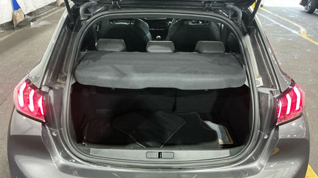 Used Peugeot 208 2023 for sale - 77507328: Photo 15