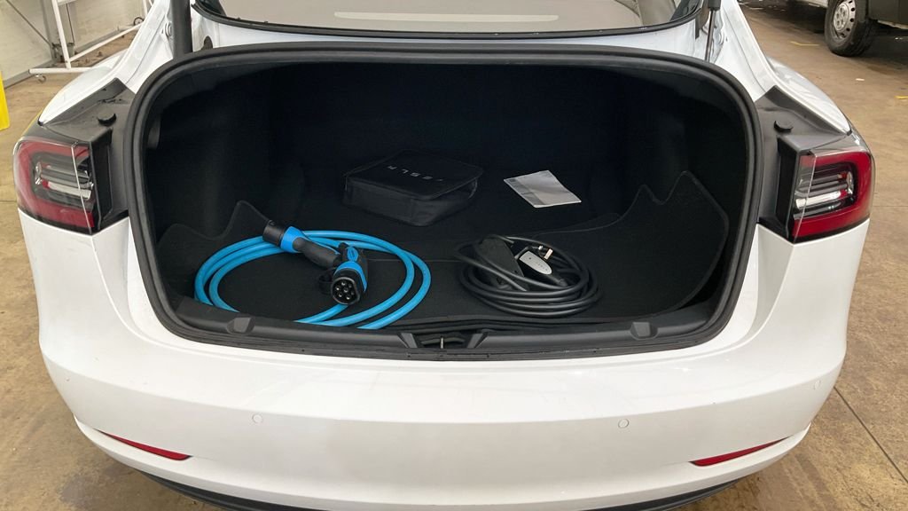 Used Tesla Model 3 2021 for sale - 76105972: Photo 12