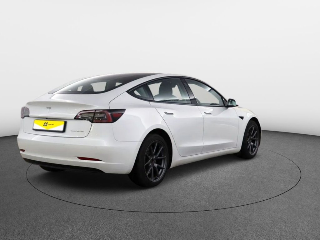 Used Tesla Model 3 2021 for sale - 76105972: Photo 5
