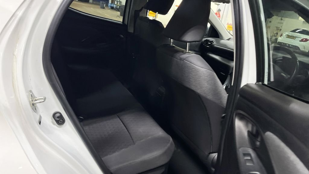 Used Toyota Yaris 2021 for sale - 78145370: Photo 13