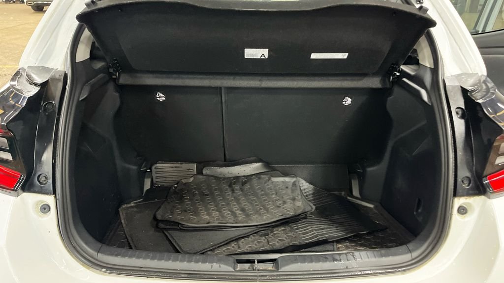 Used Toyota Yaris 2021 for sale - 78145370: Photo 14