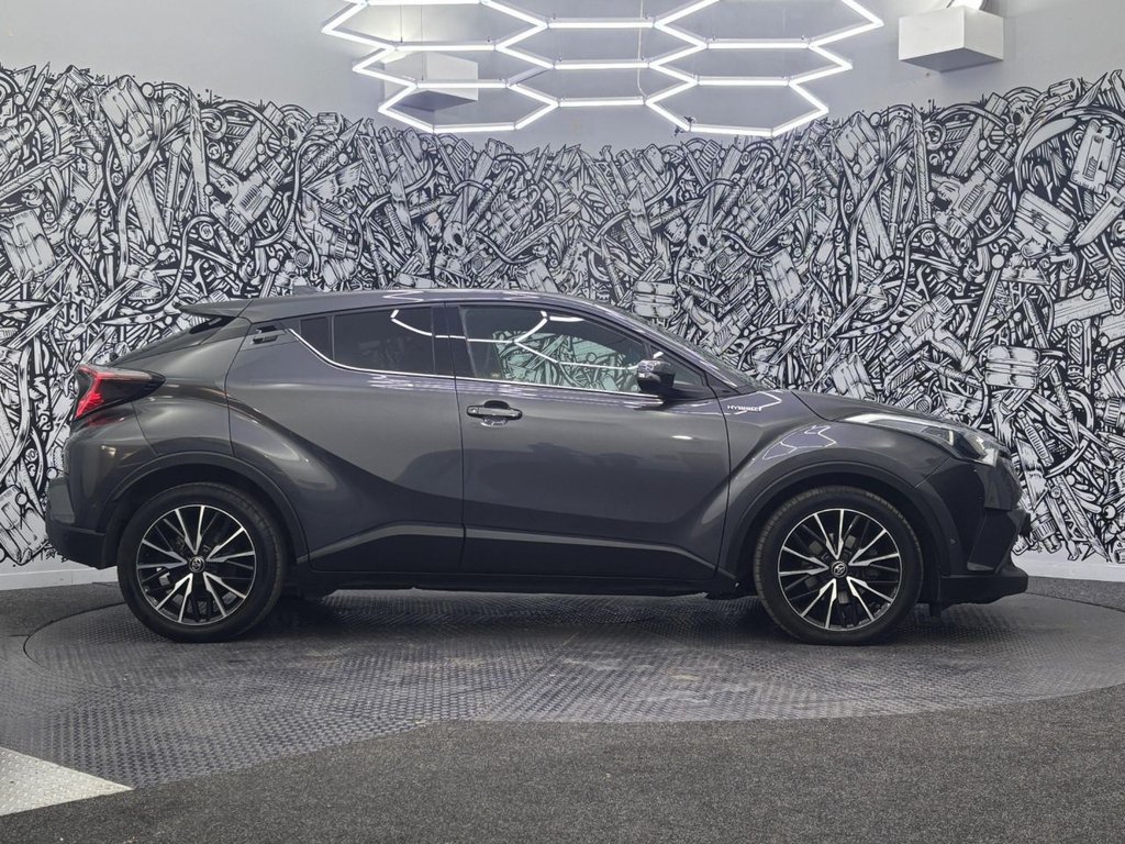 Used Toyota C-HR 2019 for sale - 76333329: Photo 14