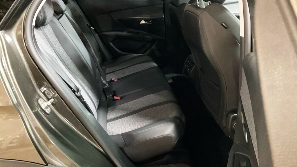 Used Peugeot 3008 2018 for sale - 77608950: Photo 15