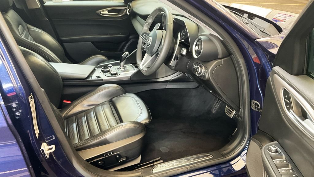 Used Alfa Romeo Giulia 2018 for sale - 77384294: Photo 12