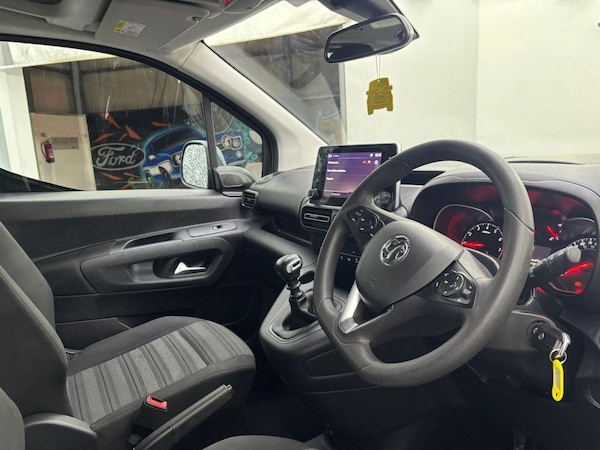 Used Vauxhall Combo Life 2019 for sale - 76178369: Photo 21