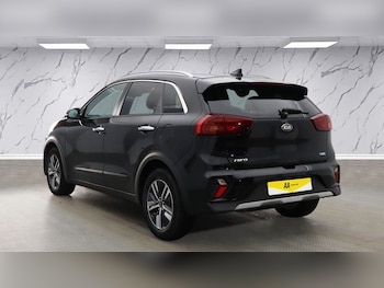 Used Kia Niro 2021 for sale - 76686280: Photo