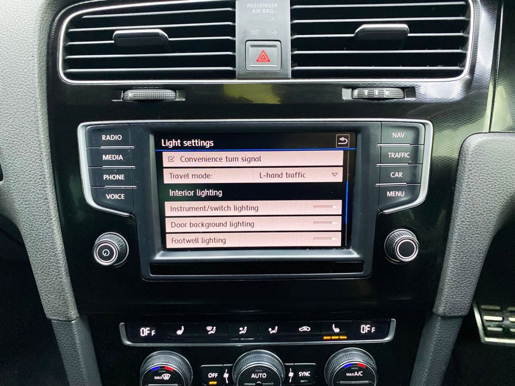 Used Volkswagen Golf 2017 for sale - 77161642: Photo 23