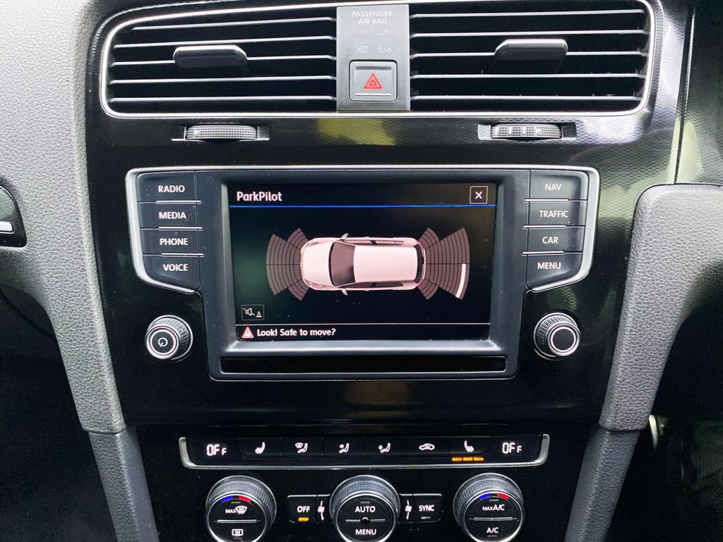 Used Volkswagen Golf 2017 for sale - 77161642: Photo 26