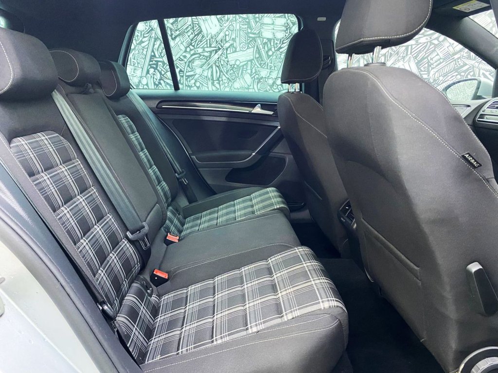 Used Volkswagen Golf 2017 for sale - 77161642: Photo 42
