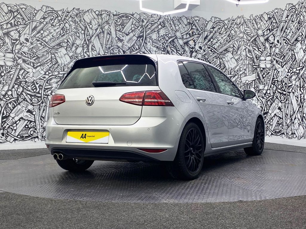 Used Volkswagen Golf 2017 for sale - 77161642: Photo 8