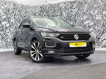 Used Volkswagen T-Roc 2019 for sale - 77383743: Photo