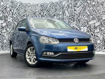 Used Volkswagen Polo 2015 for sale - 77558030: Photo