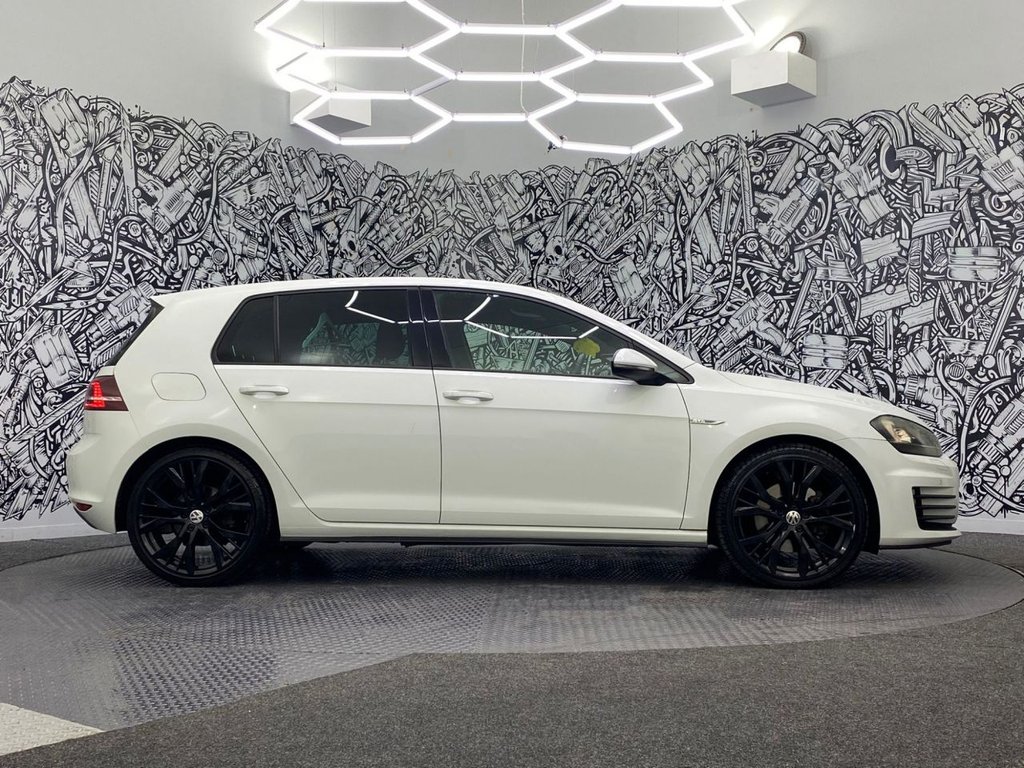 Used Volkswagen Golf 2015 for sale - 75960635: Photo 14