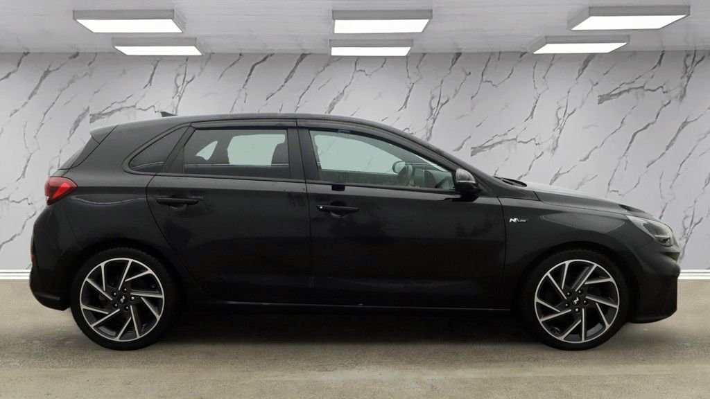 Used Hyundai i30 2023 for sale - 77520831: Photo 8