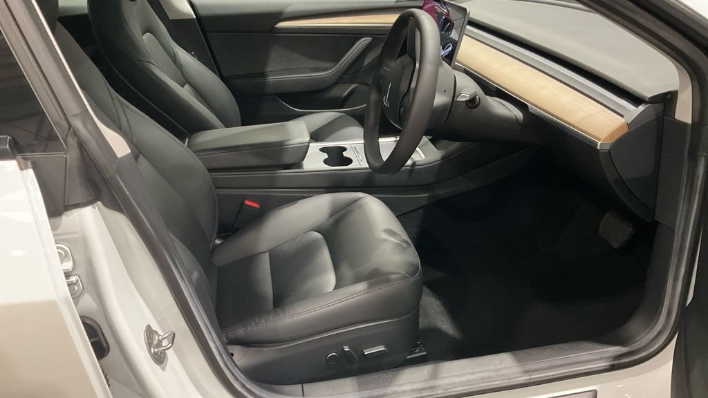 Used Tesla Model 3 2021 for sale - 76132806: Photo 10