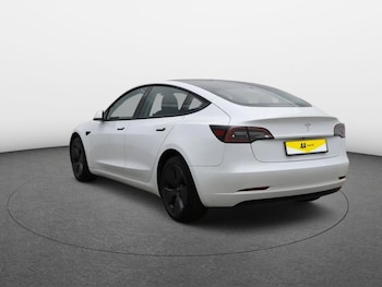 Used Tesla Model 3 2021 for sale - 76132806: Photo 4