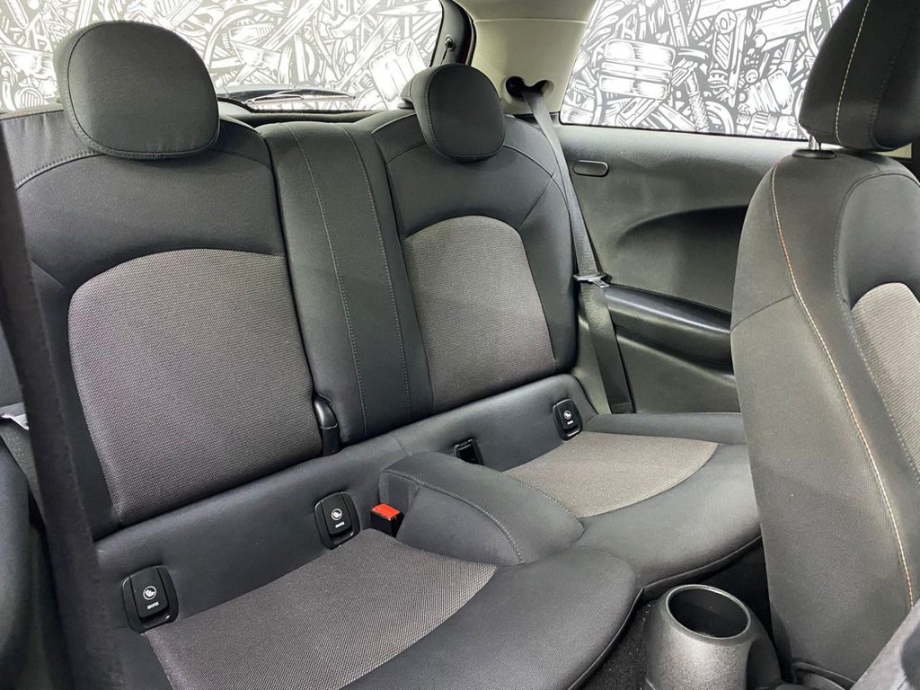 Used MINI Hatch 2020 for sale - 76039024: Photo 24