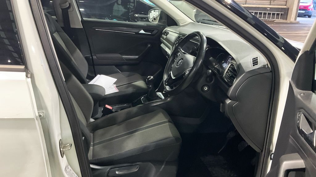 Used Volkswagen T-Roc 2019 for sale - 77642709: Photo 12