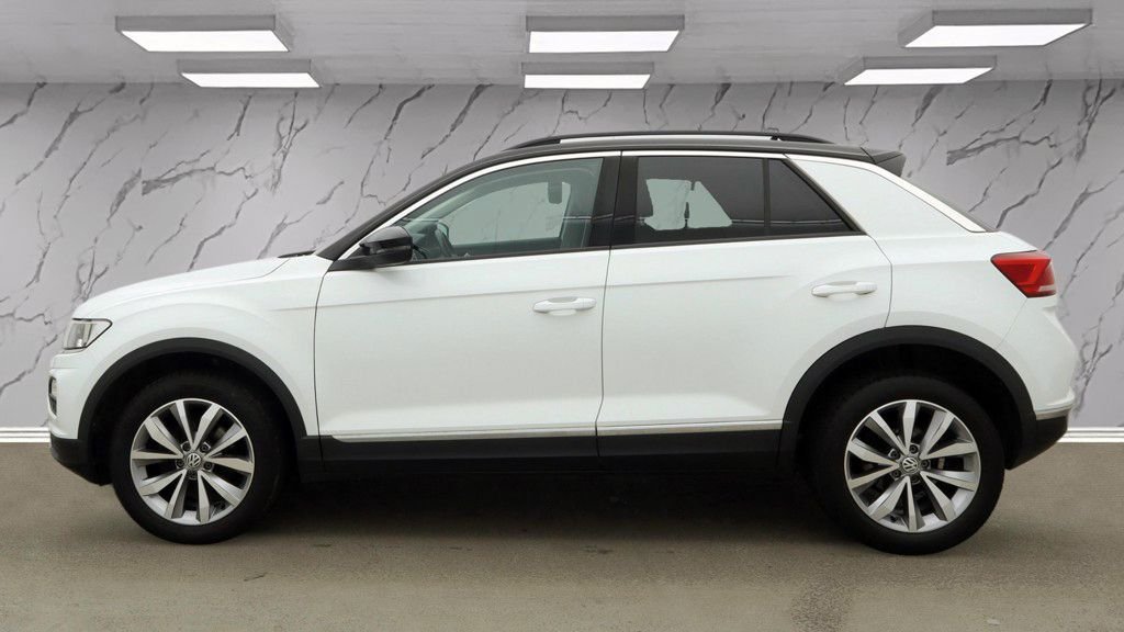 Used Volkswagen T-Roc 2019 for sale - 77642709: Photo 8
