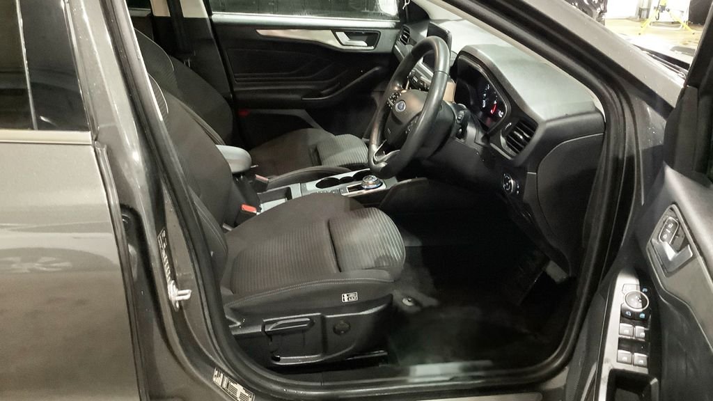 Used Ford Focus 2020 for sale - 76724699: Photo 12