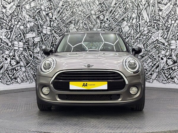Used MINI Hatch 2019 for sale - 74968478: Photo 5