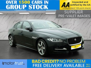 Used Jaguar XE 2019 for sale - 77384044: Photo