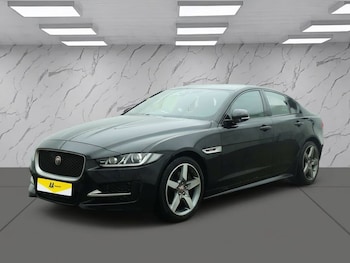 Used Jaguar XE 2019 for sale - 77384044: Photo