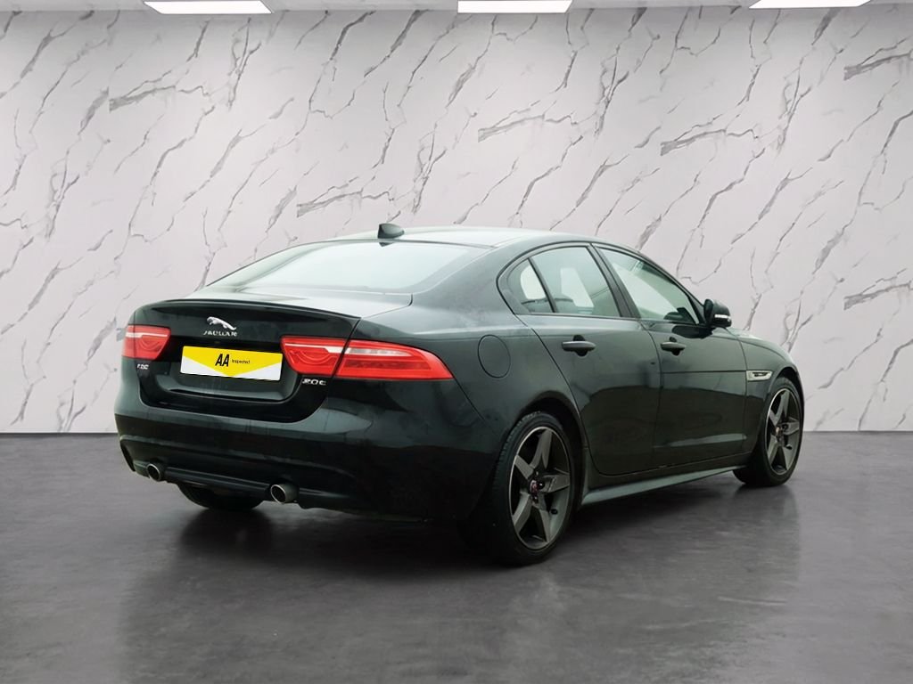 Used Jaguar XE 2019 for sale - 77384044: Photo 5