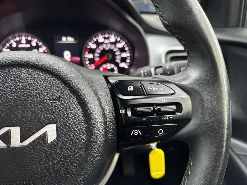 Used Kia Stonic 2022 for sale - 78056119: Photo 21