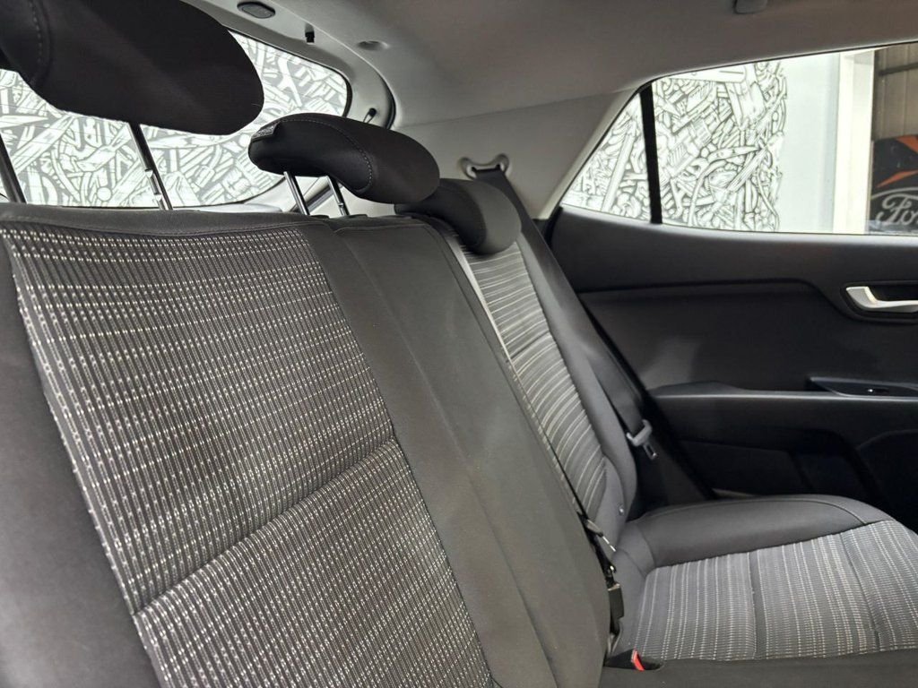 Used Kia Stonic 2022 for sale - 78056119: Photo 25