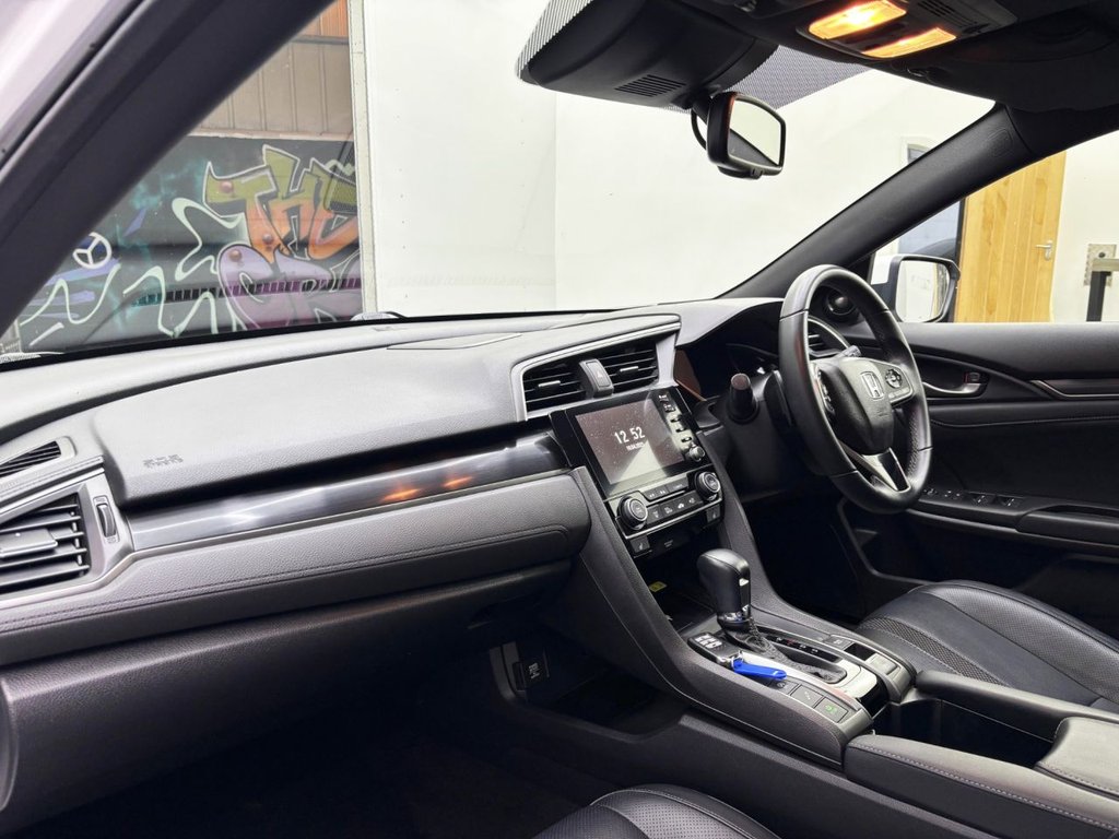 Used Honda Civic 2021 for sale - 77583148: Photo 15