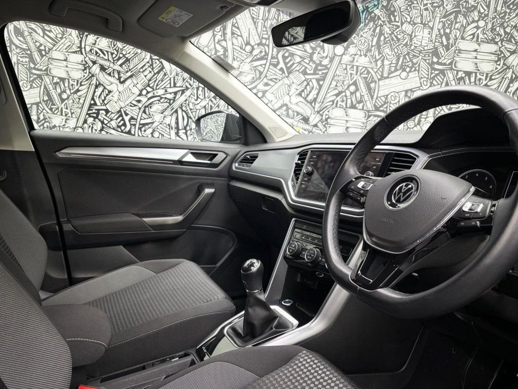 Used Volkswagen T-Roc 2022 for sale - 76029035: Photo 26