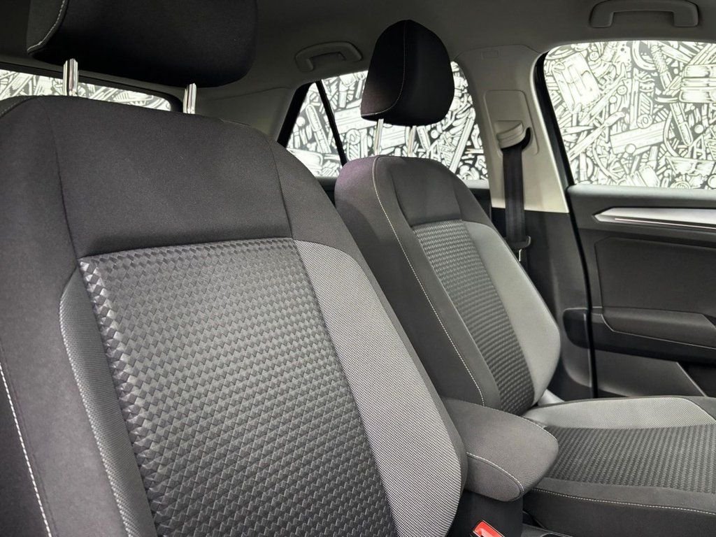 Used Volkswagen T-Roc 2022 for sale - 76029035: Photo 27